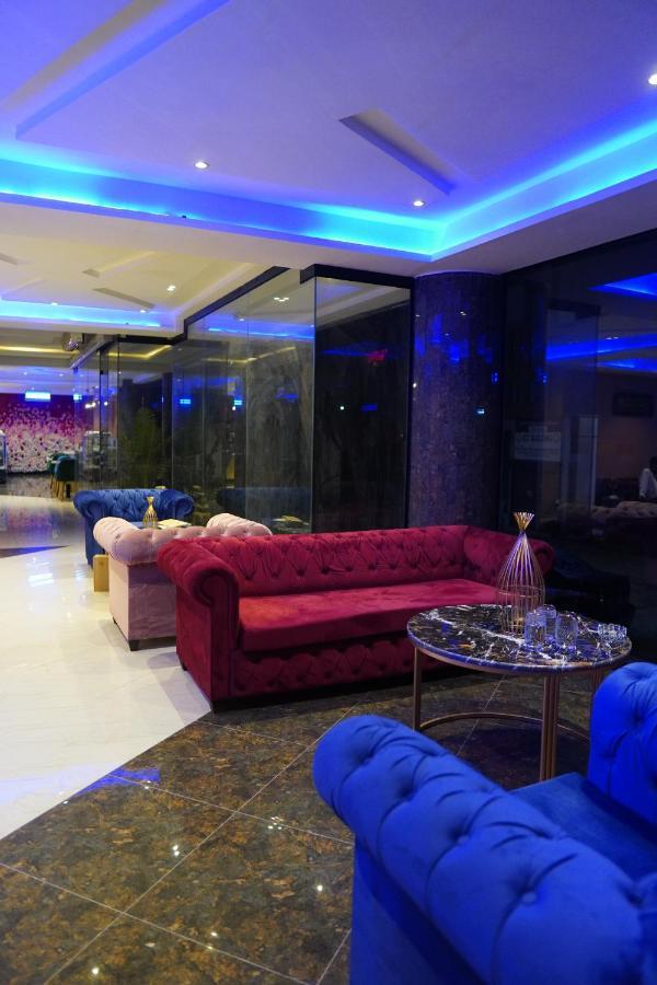 Nueva Hotel Islamabad Luaran gambar