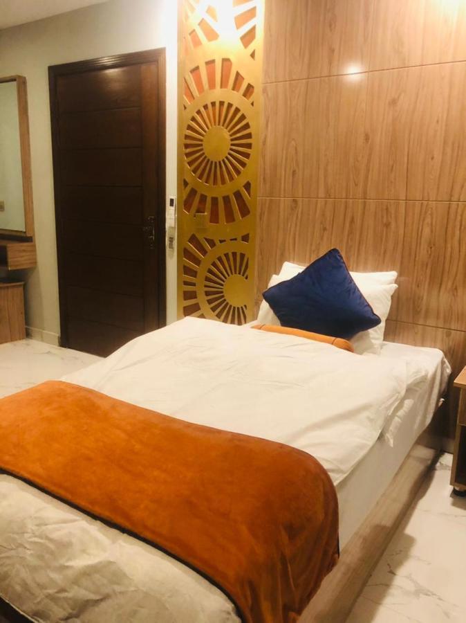 Nueva Hotel Islamabad Luaran gambar
