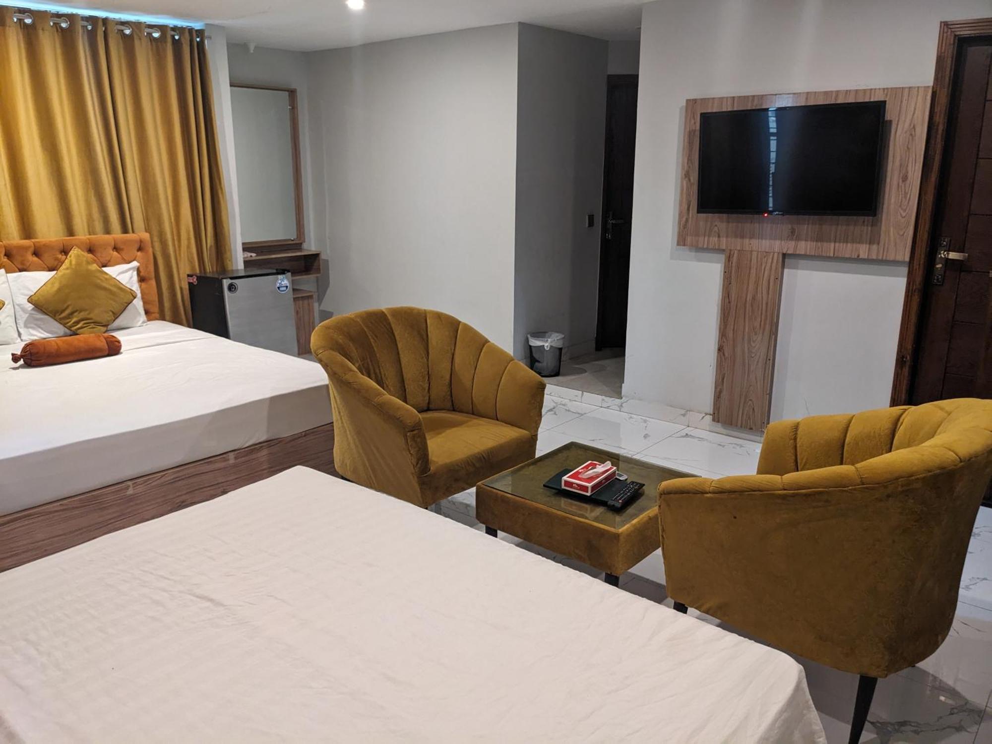 Nueva Hotel Islamabad Luaran gambar