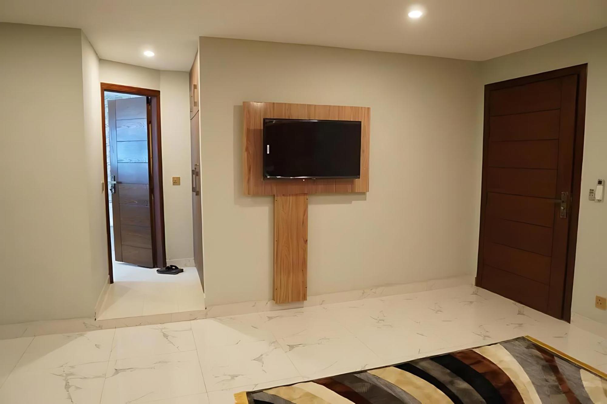 Nueva Hotel Islamabad Luaran gambar