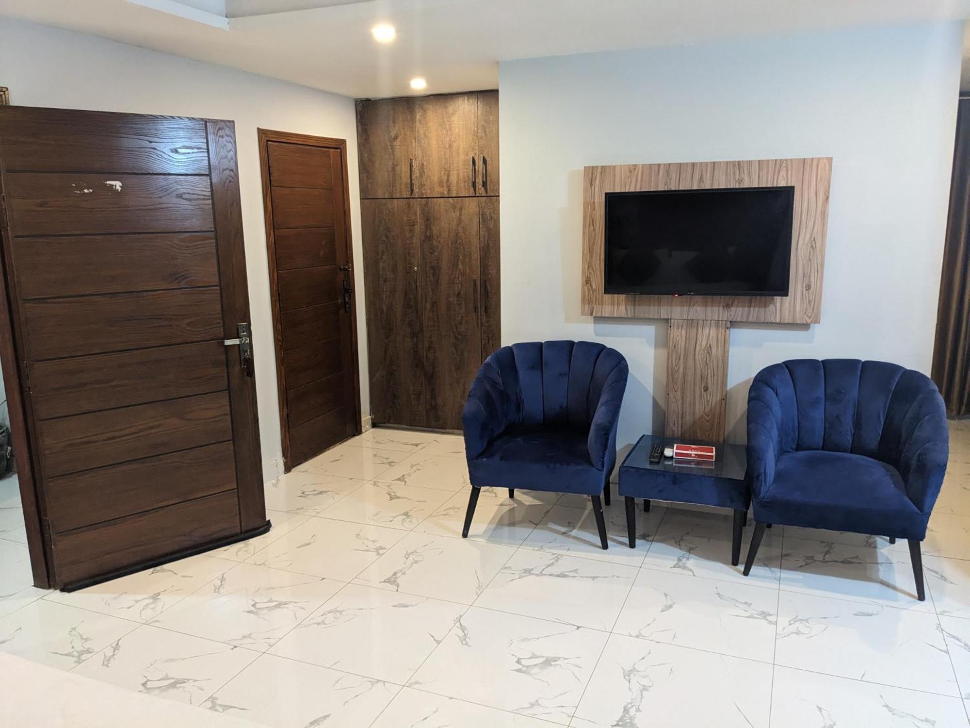 Nueva Hotel Islamabad Luaran gambar